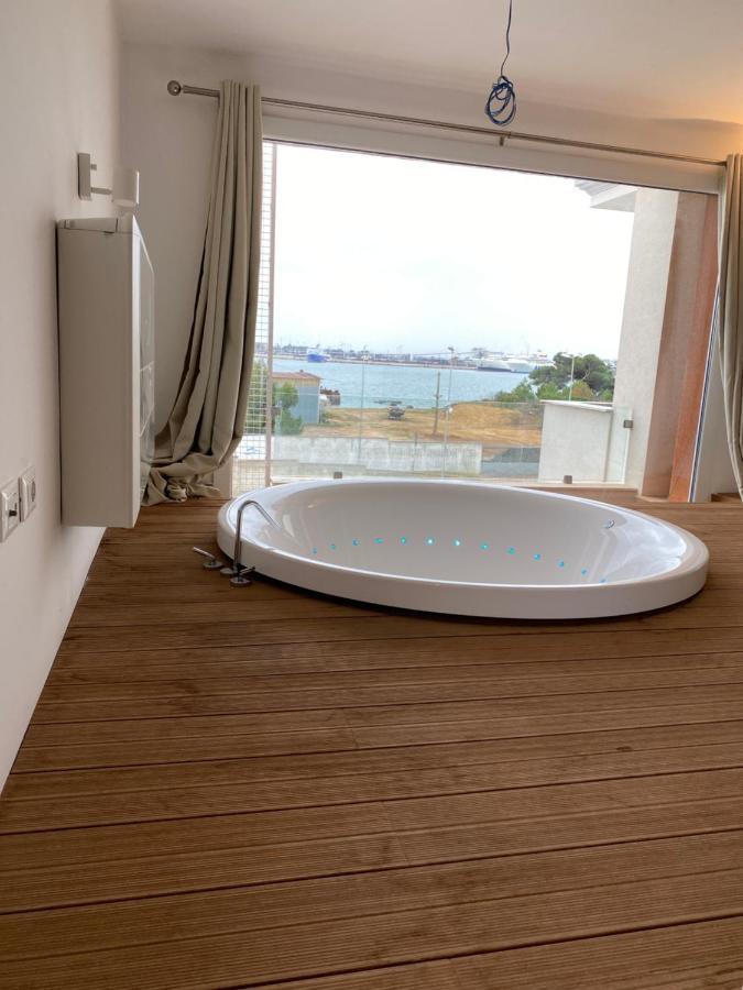Vista Mar Lägenhet Brindisi Exteriör bild