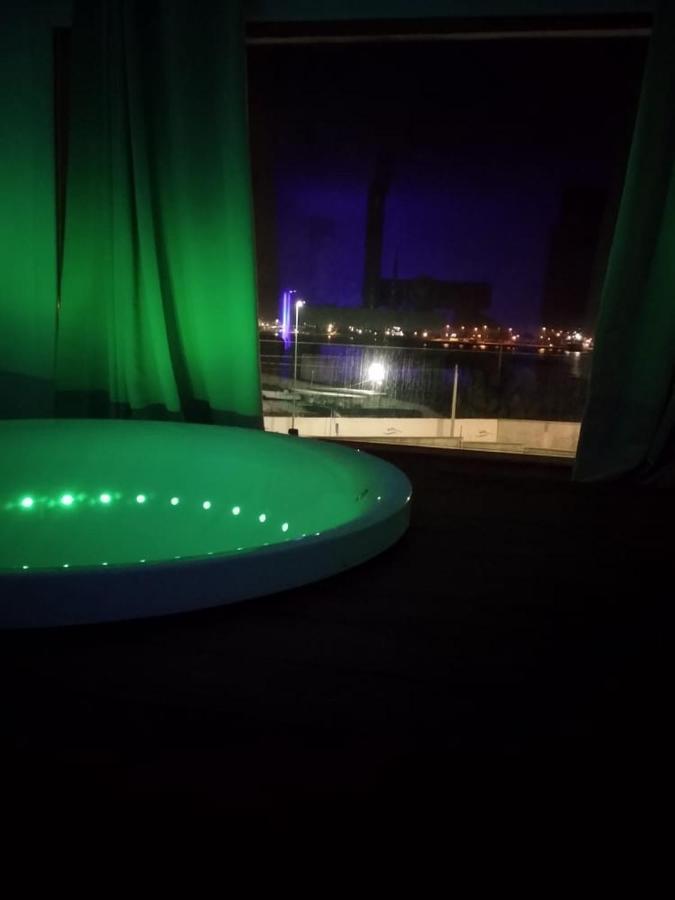 Vista Mar Lägenhet Brindisi Exteriör bild
