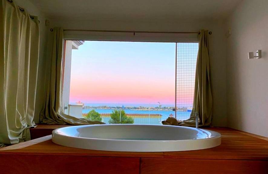 Vista Mar Lägenhet Brindisi Exteriör bild