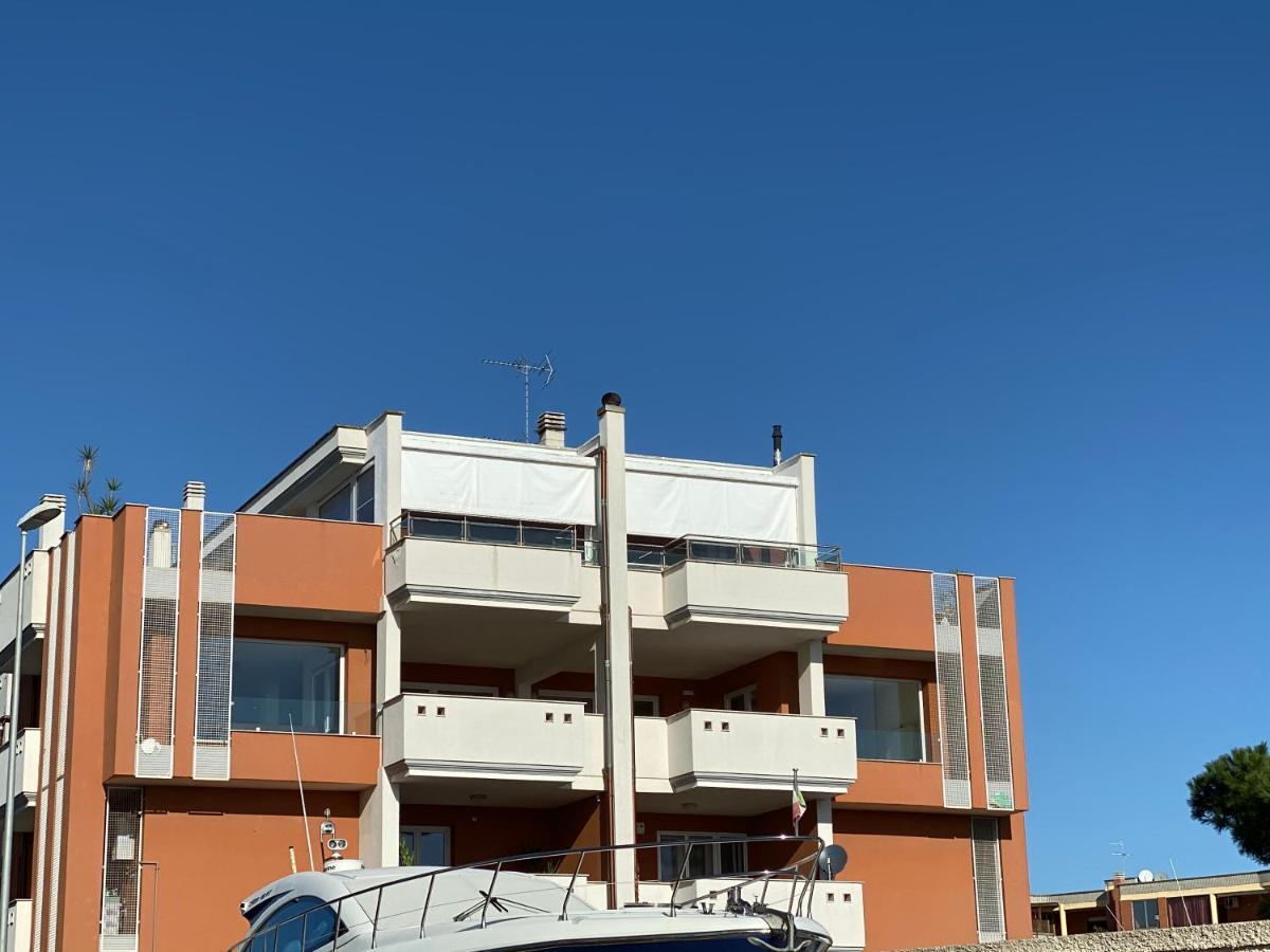 Vista Mar Lägenhet Brindisi Exteriör bild
